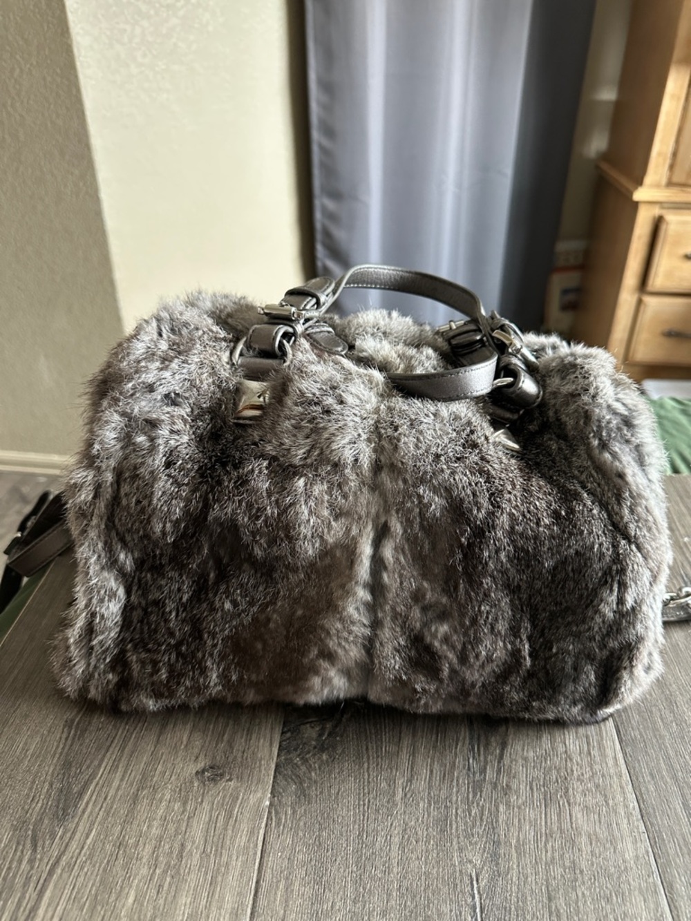 Michael Kors Gray Genuine Fur bag & free MK dustbag - Picture 2 of 10